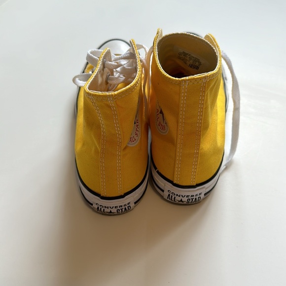 Chuck Taylor All Star Canvas - Picture 3 of 5